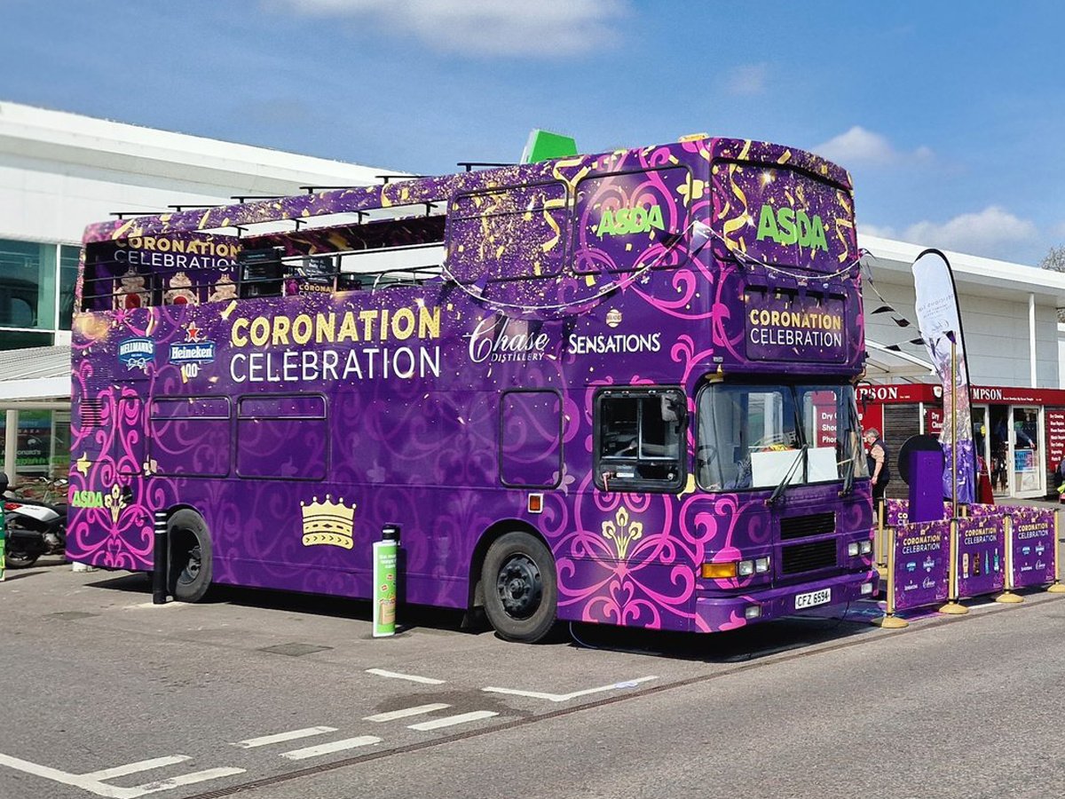 Hyphen coronation bus 1