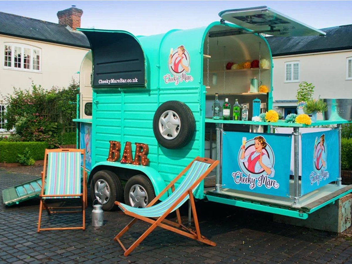 2019 cheeky mare horsebox 1
